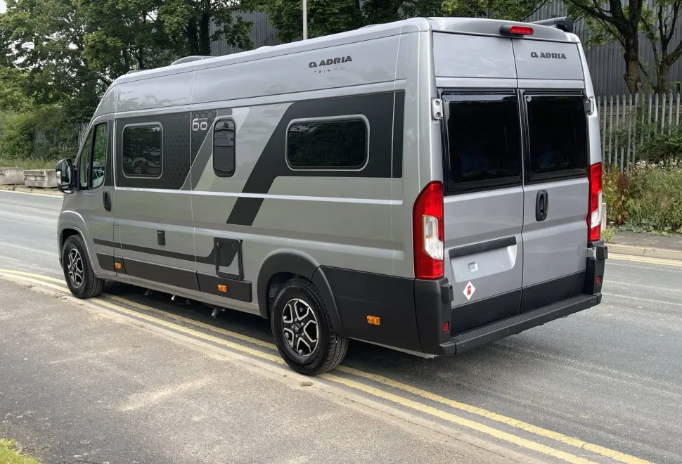 Adria Twin 640 SGX 60Y Selection  