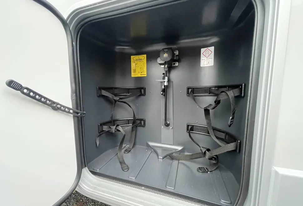 Adria Coral 60Y Selection 670 DL 