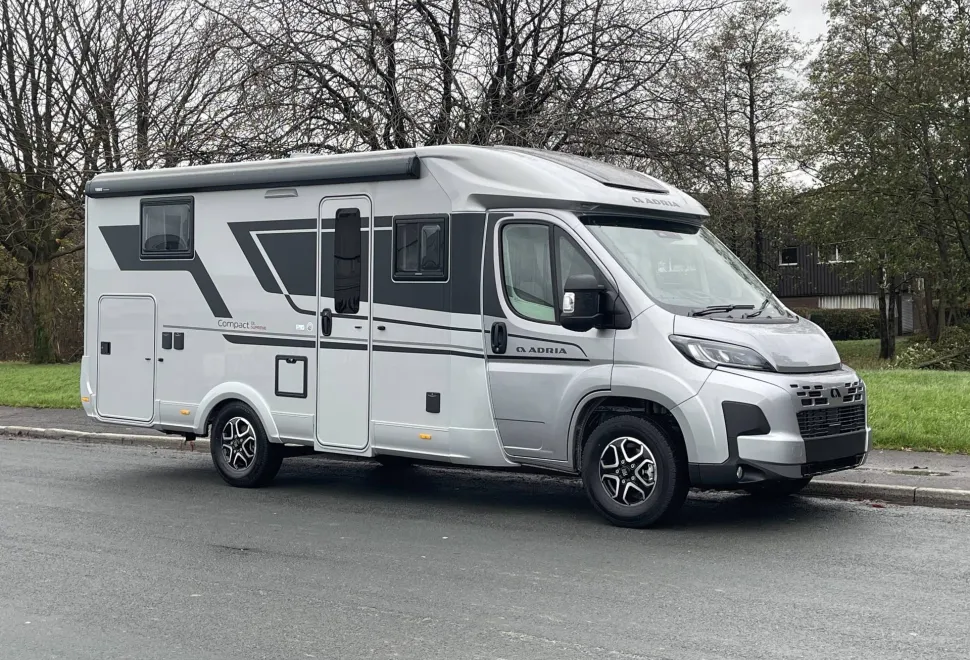 Adria Supreme Compact DL 