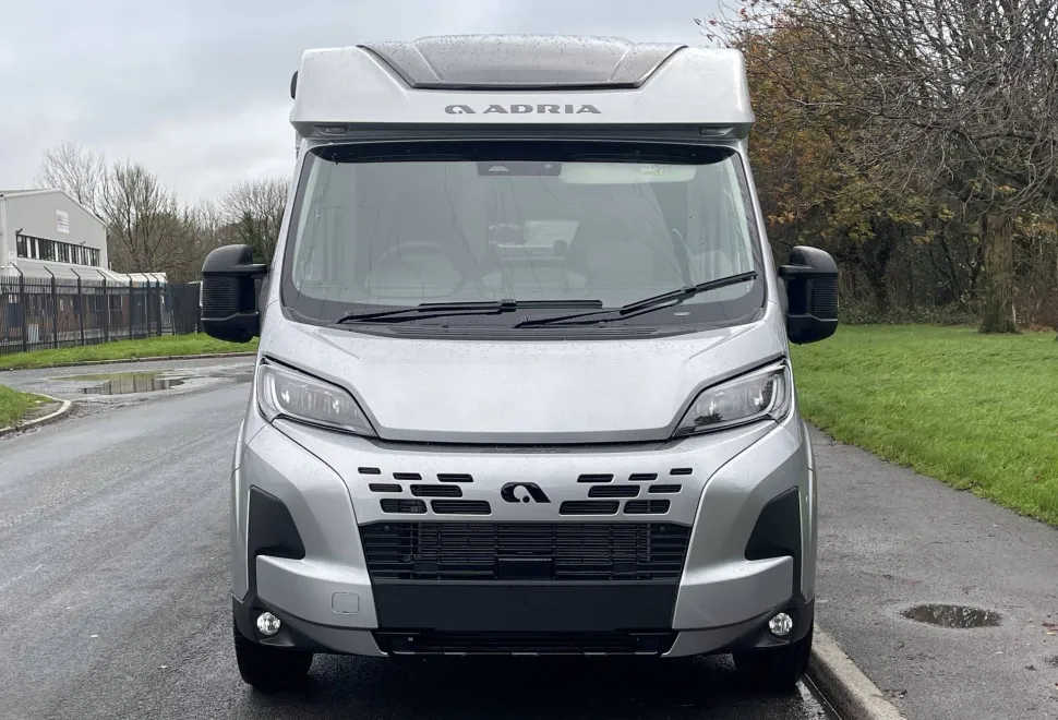 Adria Supreme Compact DL 