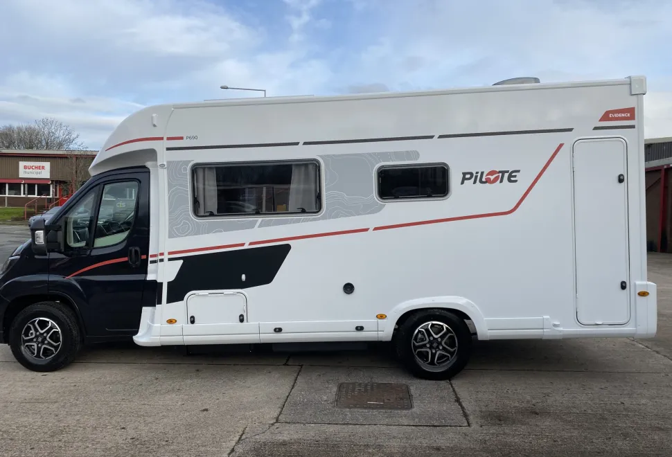 Pilote P690D P690D 
