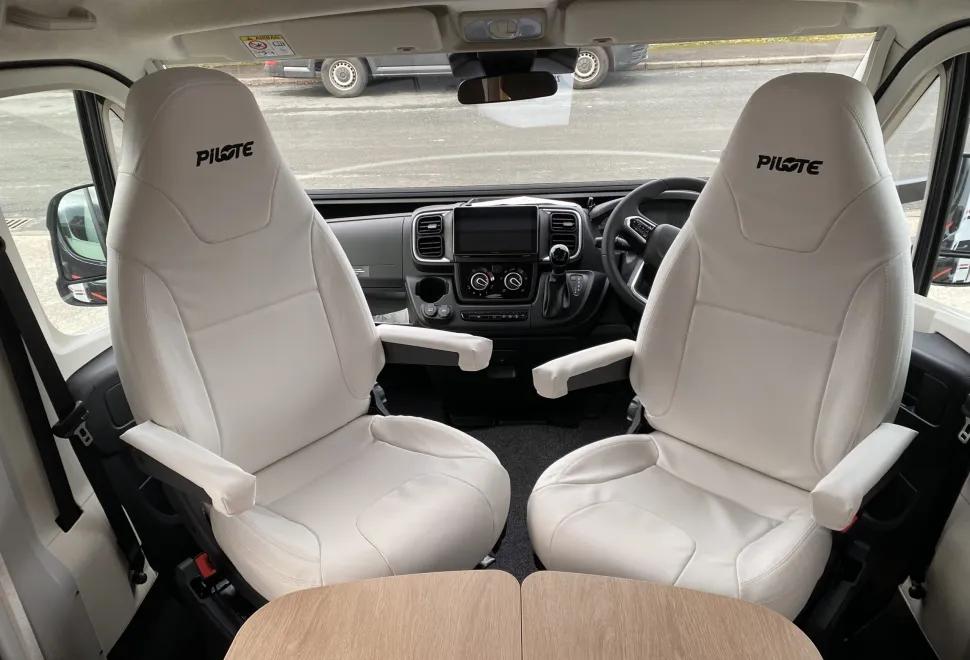 Pilote P690D P690D 