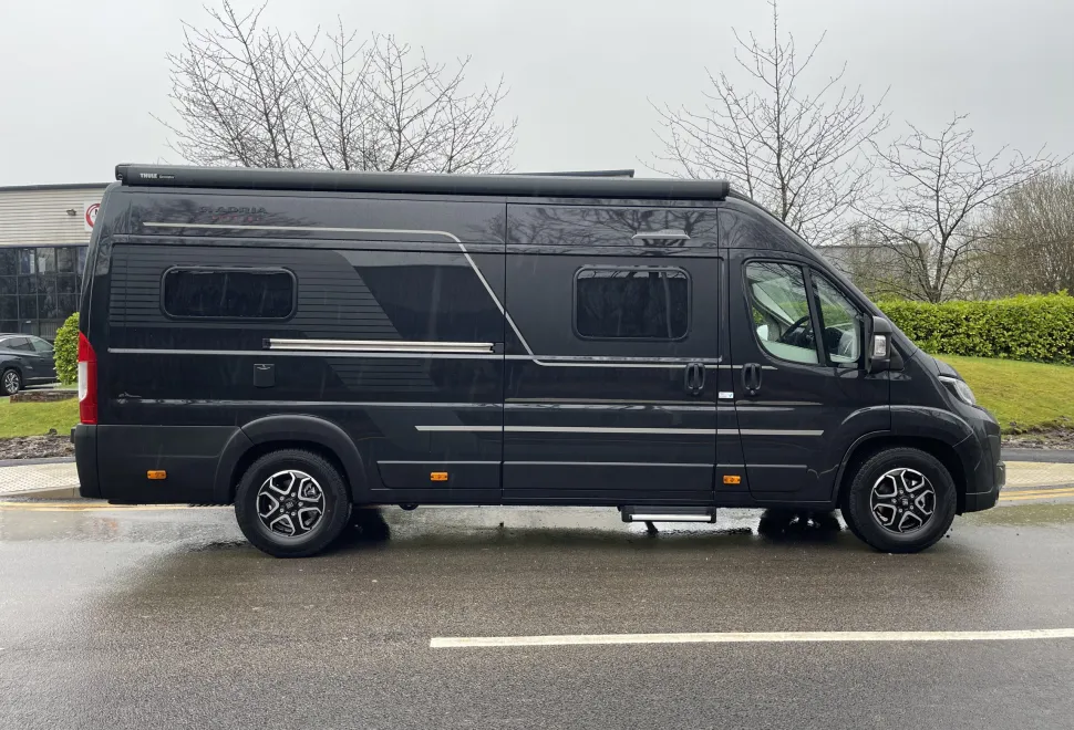 Adria Supreme 640 Twin SGX 