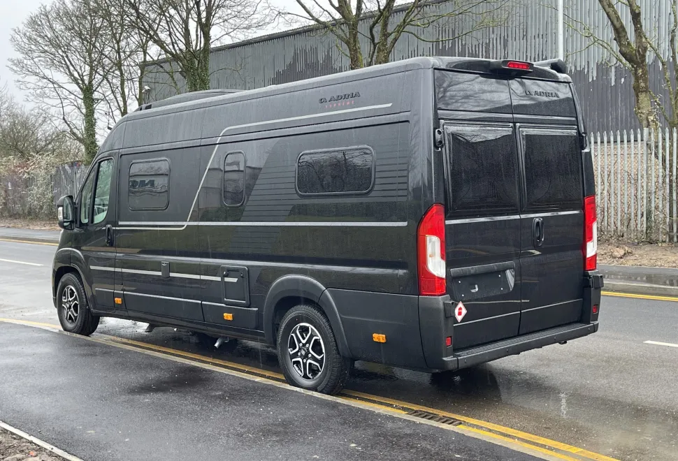 Adria Supreme 640 Twin SGX 