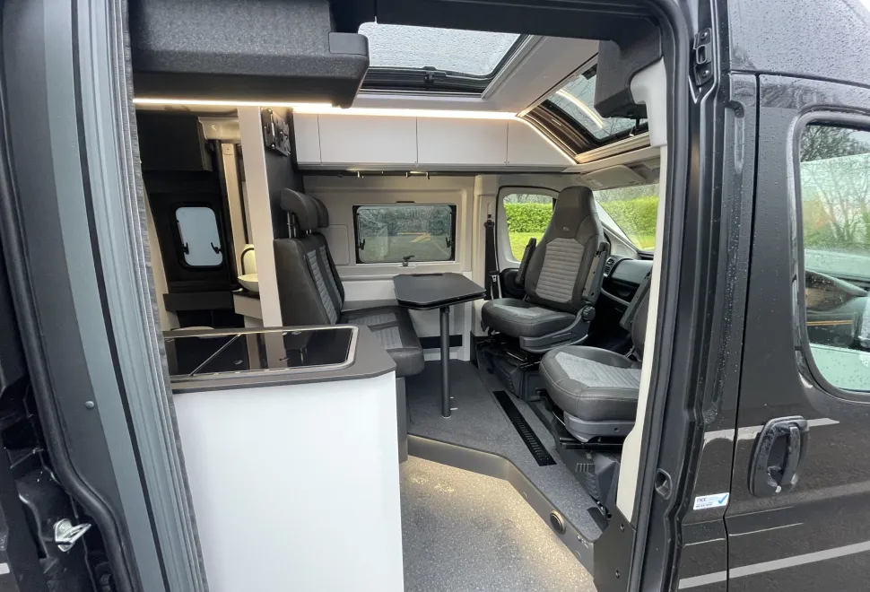 Adria Supreme 640 Twin SGX 