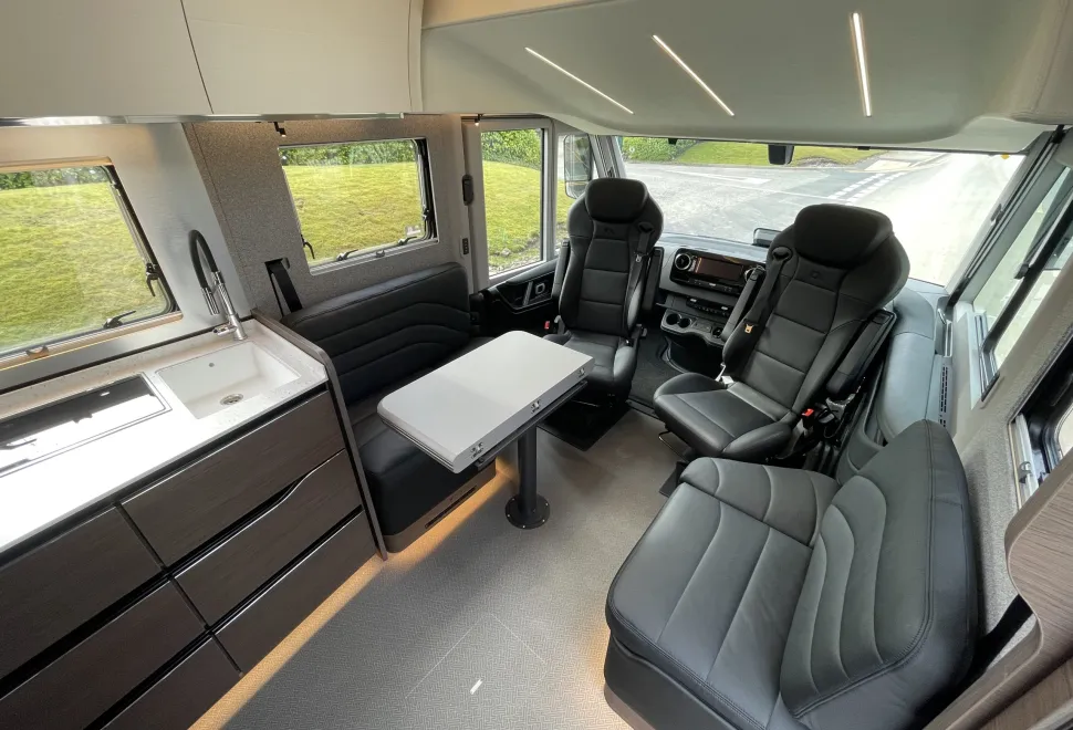 Adria Supersonic DC 