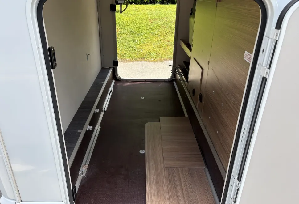 Knaus Live I 650 MEG 