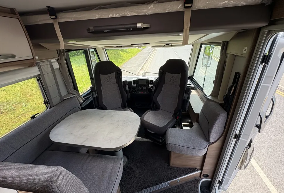 Knaus Live I 650 MEG 