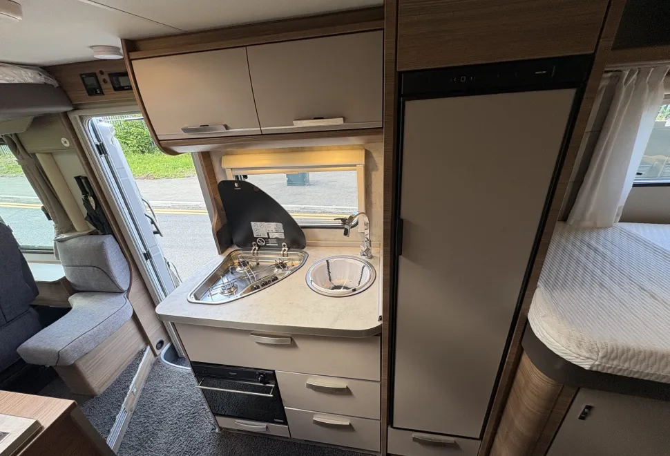 Knaus Live I 650 MEG 