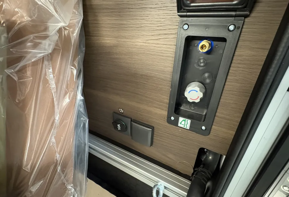 Adria Matrix 670 DC Supreme Matrix 670 DC Supreme 