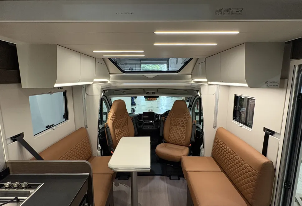 Adria Matrix 670 DC Supreme Matrix 670 DC Supreme 