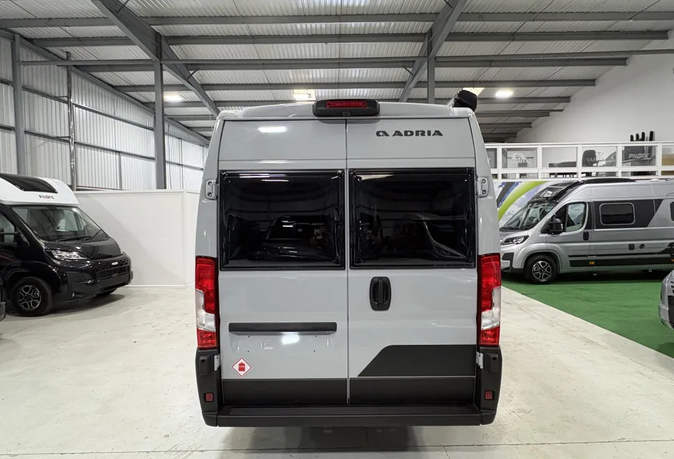 Adria Twin Supreme 640 SGX Twin Supreme 640 SGX 