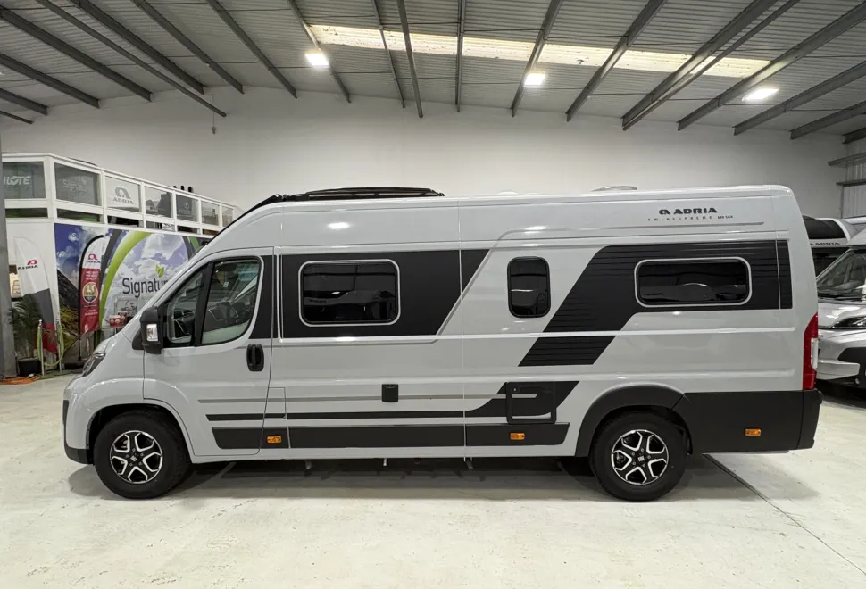 Adria Twin Supreme 640 SGX Twin Supreme 640 SGX 