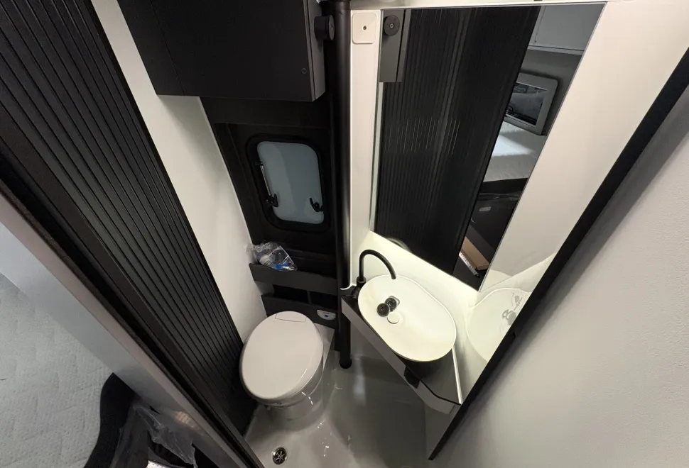 Adria Twin Supreme 640 SGX Twin Supreme 640 SGX 