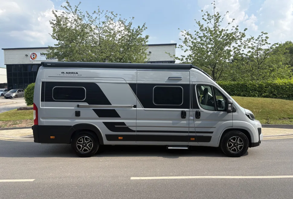 Adria Twin 640 SLB Supreme Twin 640 SLB Supreme 
