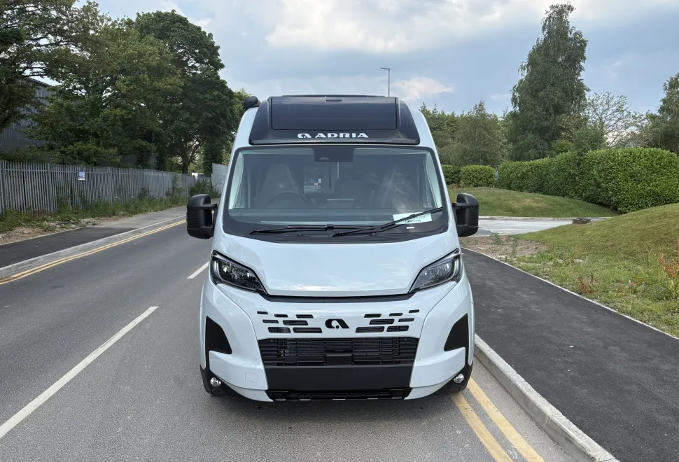 Adria Twin 640 SLB Supreme Twin 640 SLB Supreme 