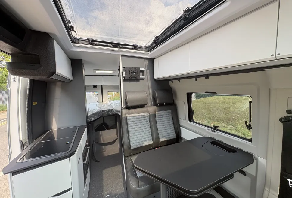 Adria Twin 640 SLB Supreme Twin 640 SLB Supreme 