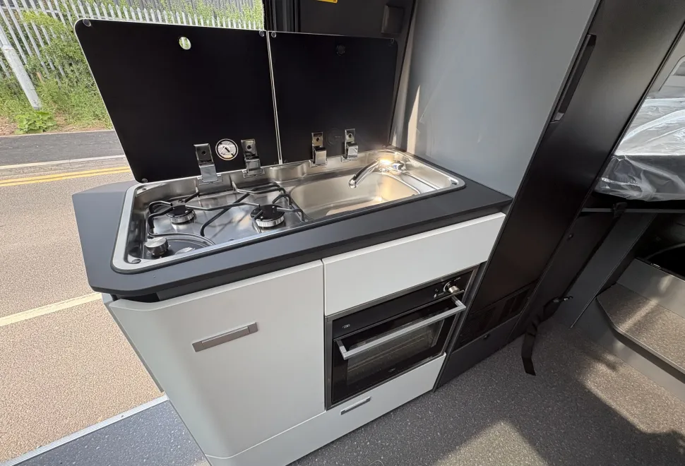 Adria Twin 640 SLB Supreme Twin 640 SLB Supreme 