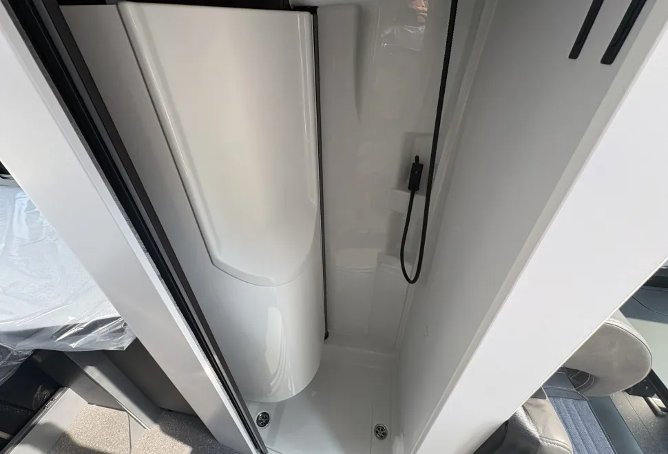 Adria Twin 640 SLB Supreme Twin 640 SLB Supreme 