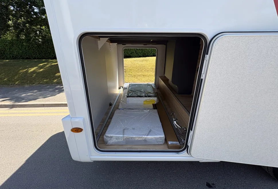 Pilote Evidence P740 FGJ 