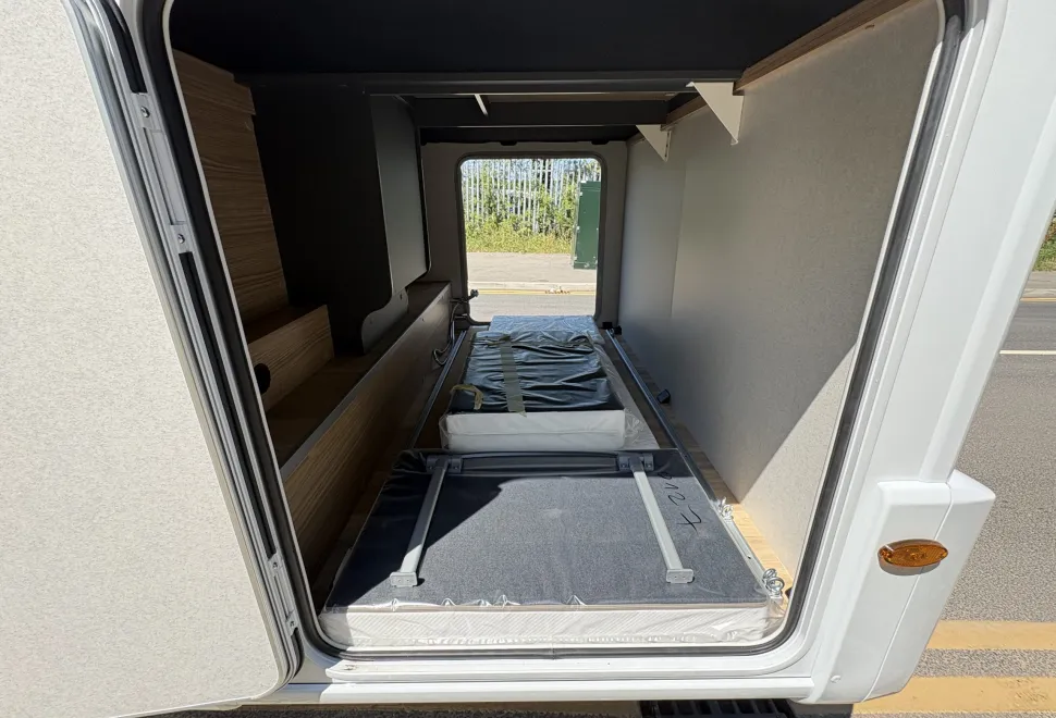 Pilote Evidence P740 FGJ 