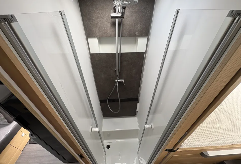 Adria Plus Matrix 670 DL 