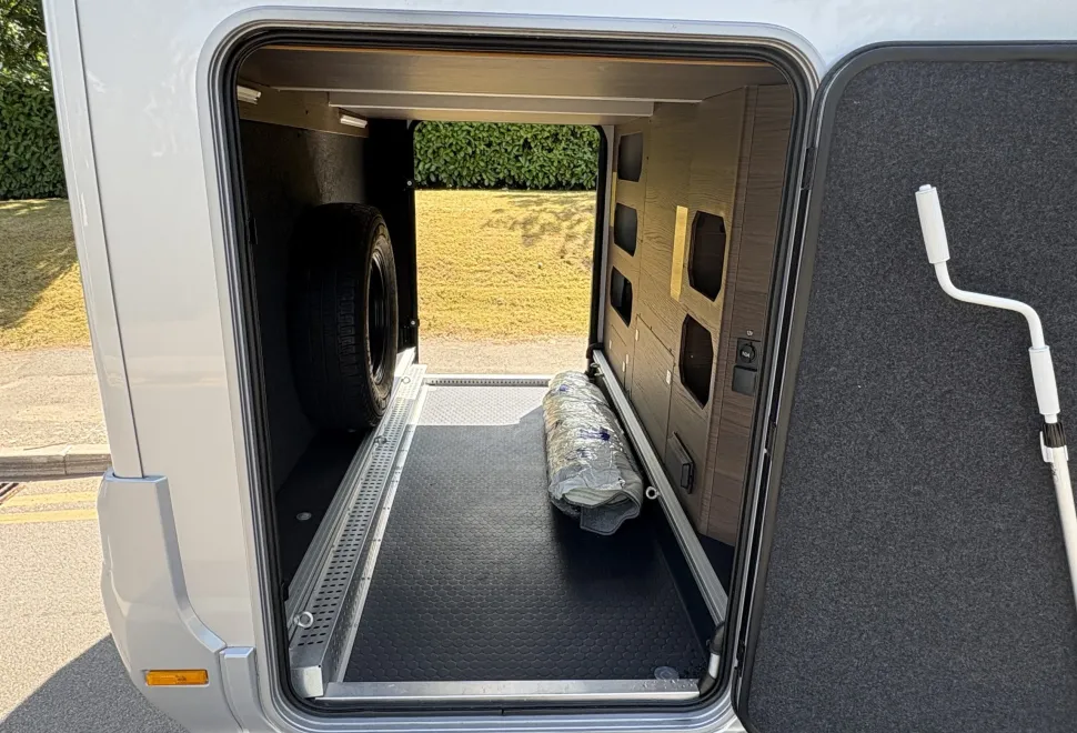 Adria Supreme Coral 670 SL 2021
