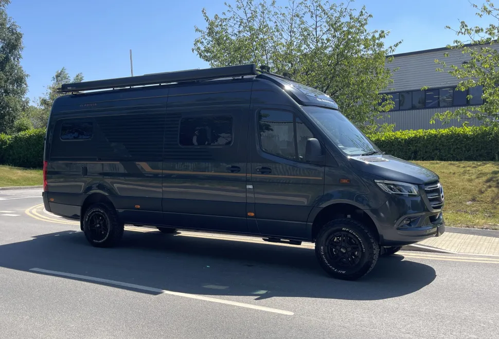 Adria Supertwin 700 SGX 