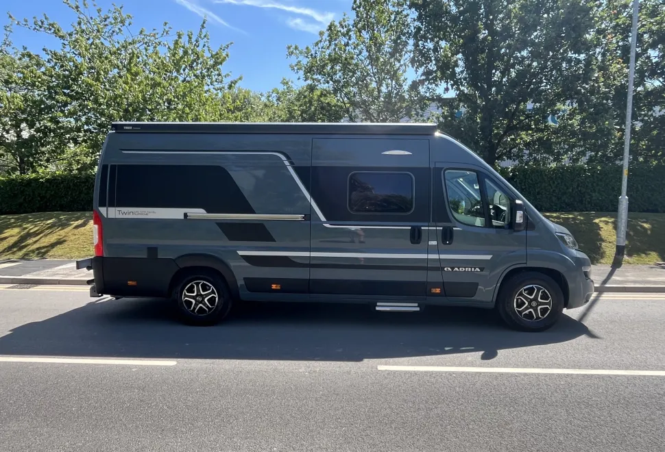 Adria Twin Twin Supreme 640 SPB family 2022