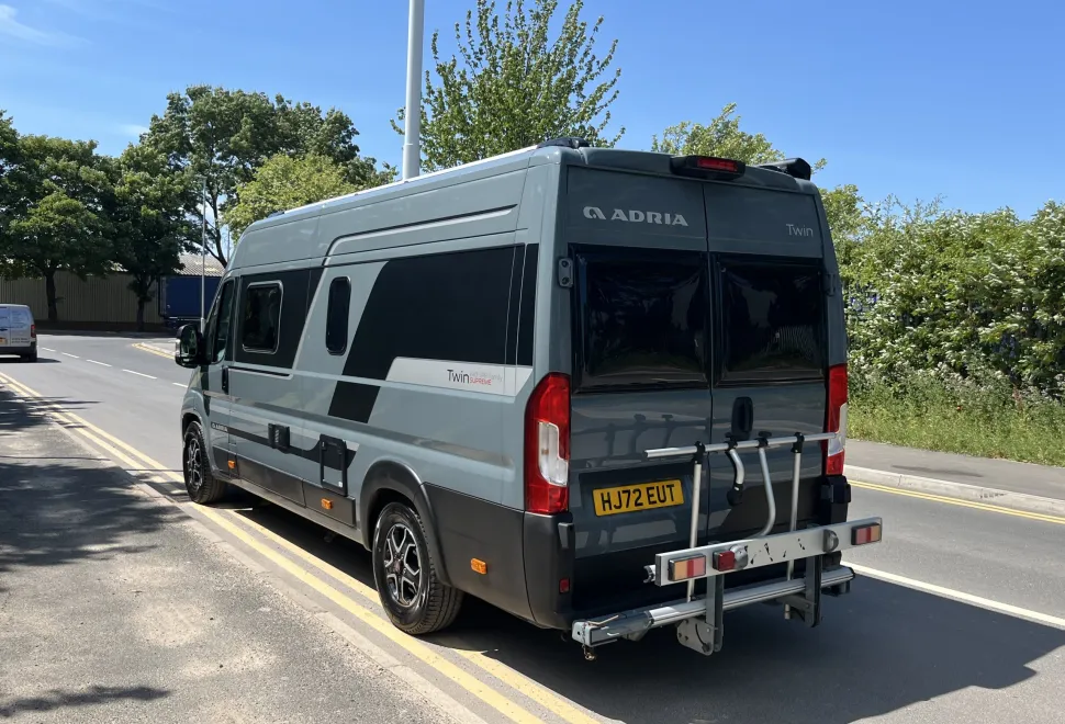 Adria Twin Twin Supreme 640 SPB family 2022