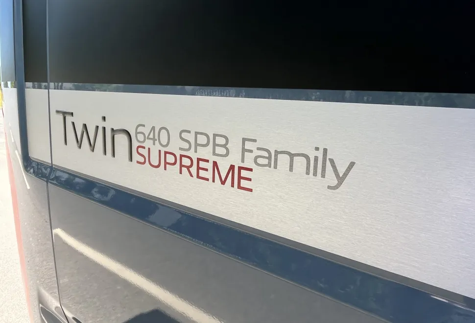 Adria Twin Twin Supreme 640 SPB family 2022