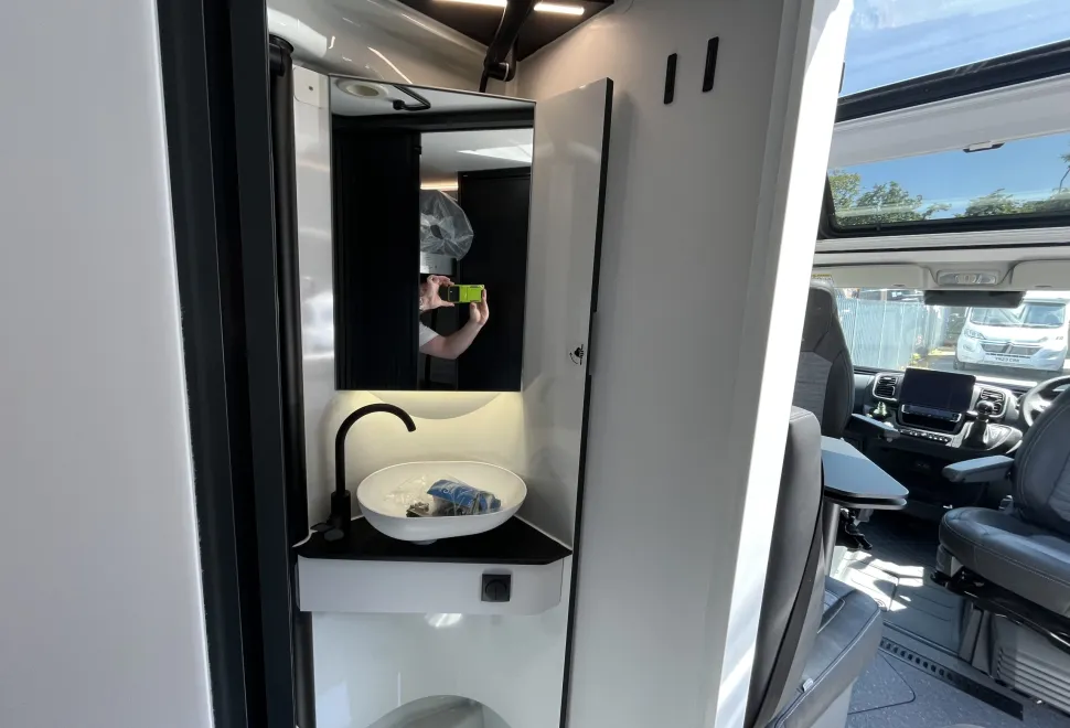 Adria Twin Twin Supreme 640 SGX 