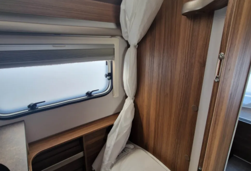 Eriba  Touring 430 2024