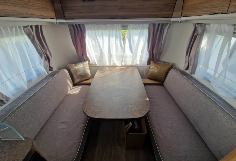 Eriba  Touring 430 2024