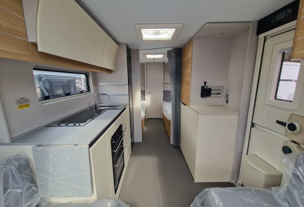 Adria Adora Seine 2024