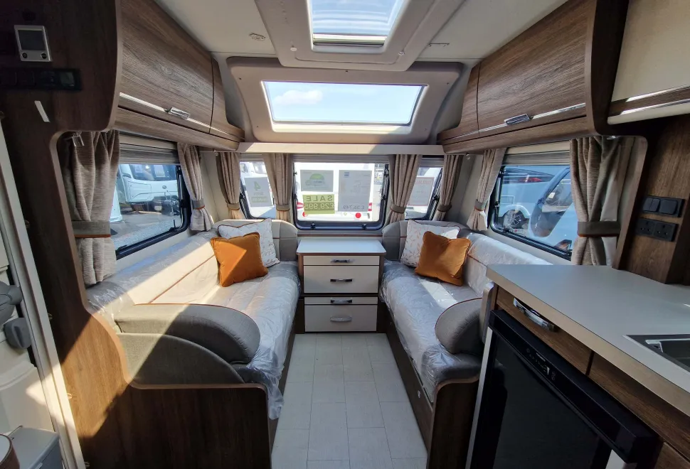 Compass Camino 550 2023