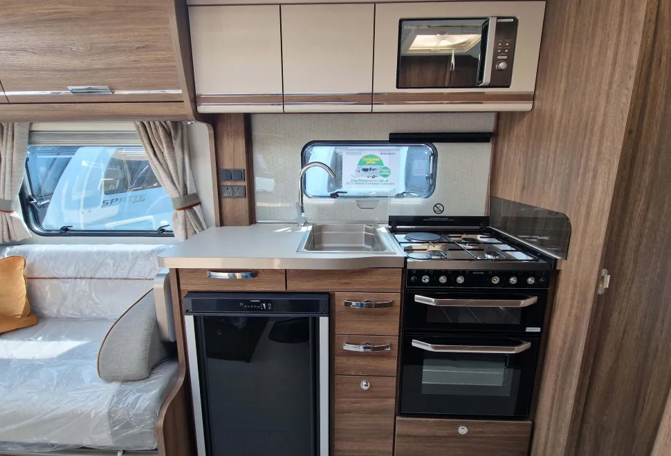 Compass Camino 550 2023
