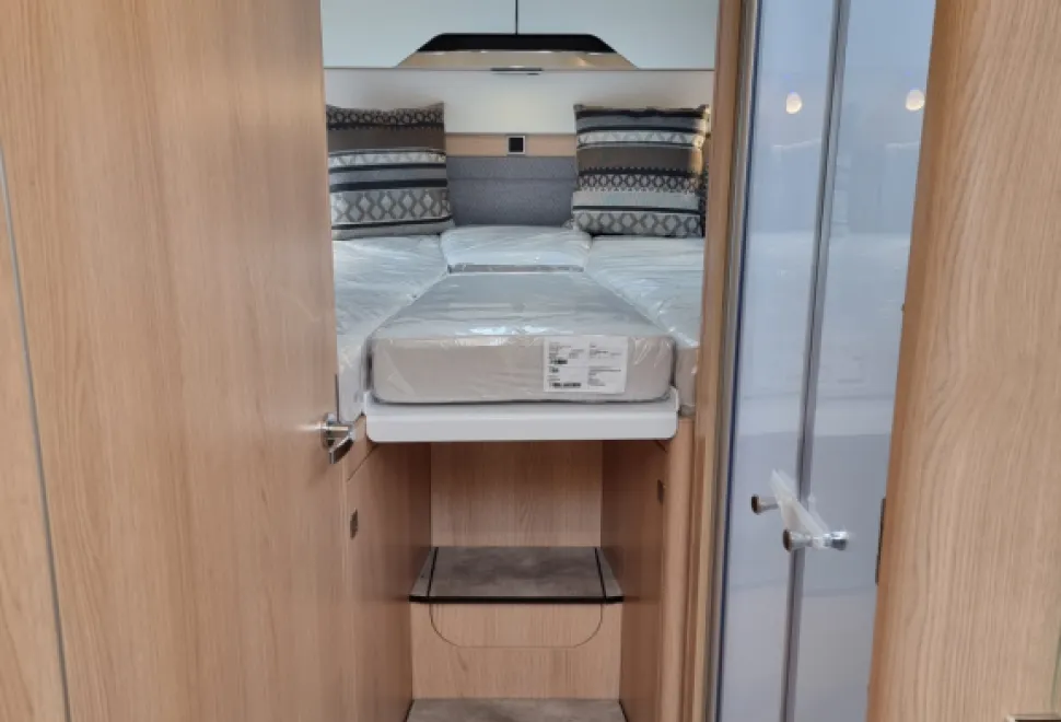 Hymer B-Class ModernComfort I 680 Blackline 2025