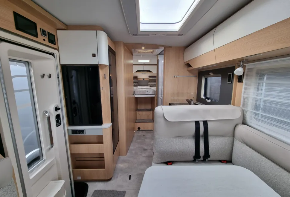 Hymer B-Class ModernComfort I 680 Blackline 2025