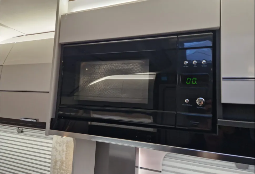 Swift Elegance Grande 760 2024