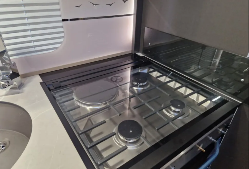 Swift Elegance Grande 760 2024