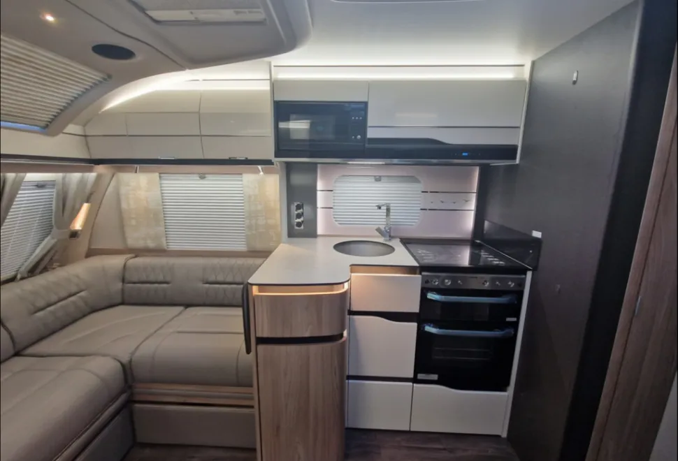 Swift Elegance Grande 760 2024