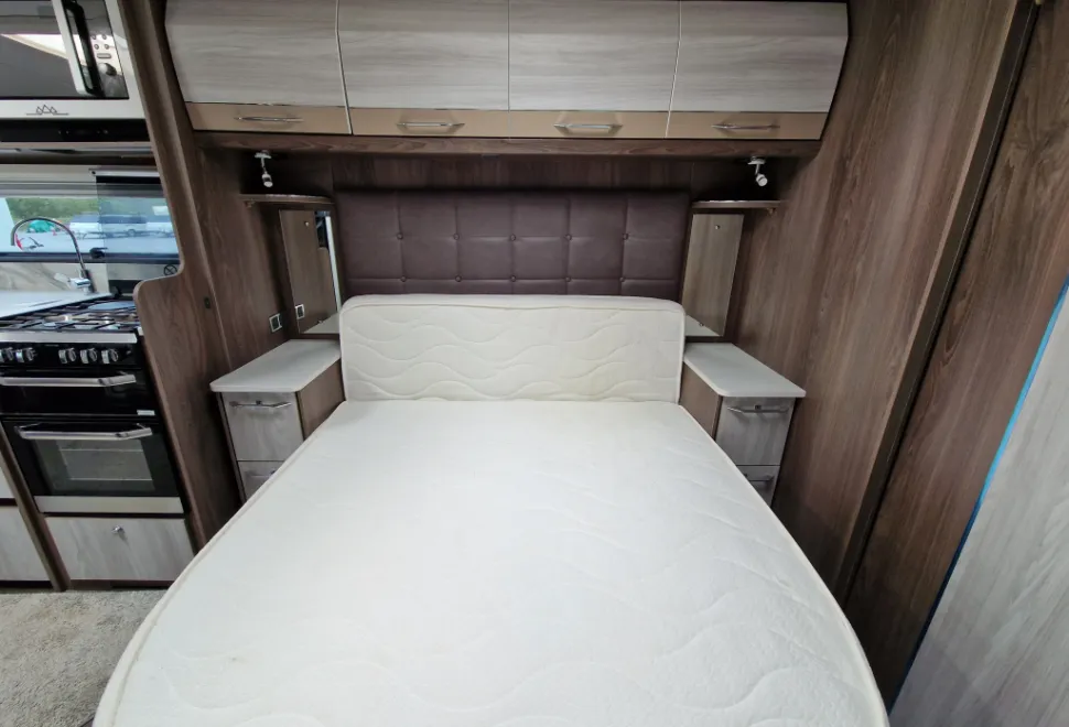 Coachman  Lusso 2021