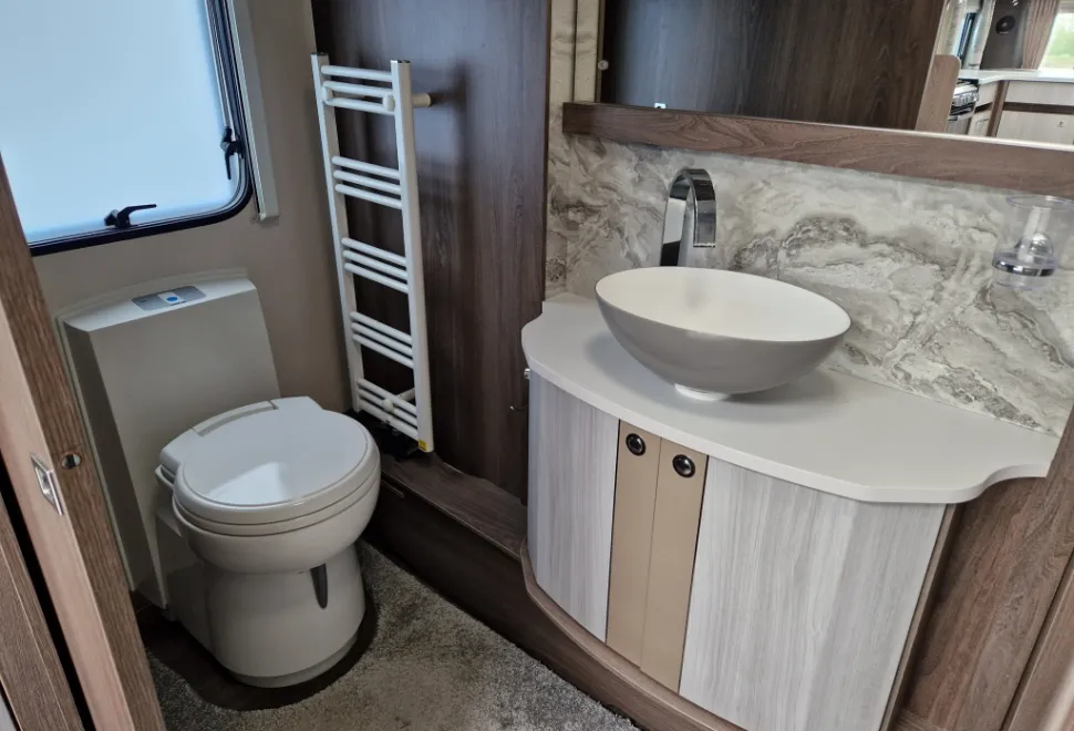 Coachman  Lusso 2021