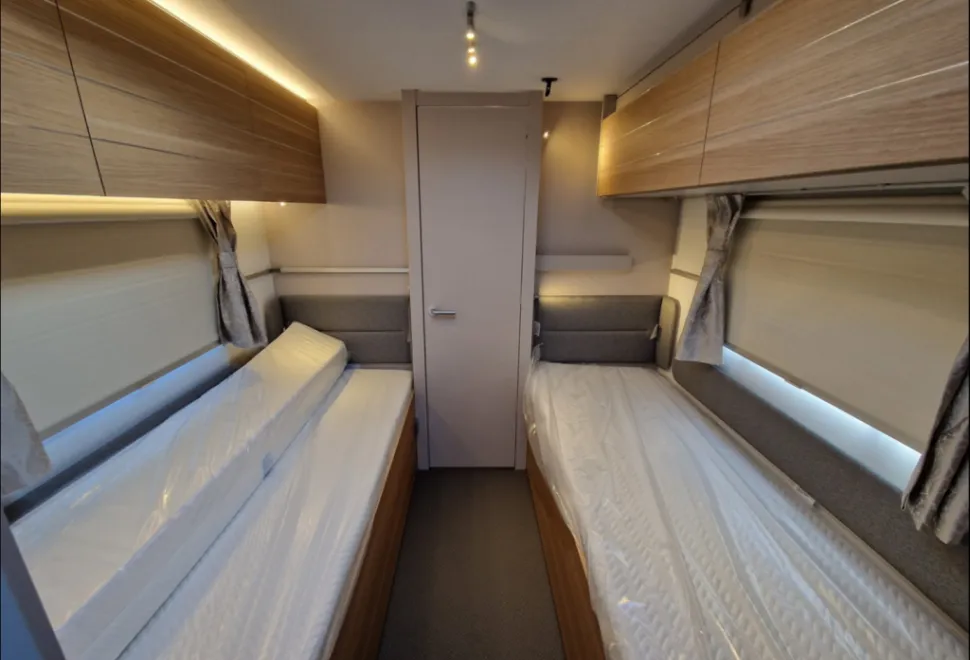 Adria Adora Seine 2024