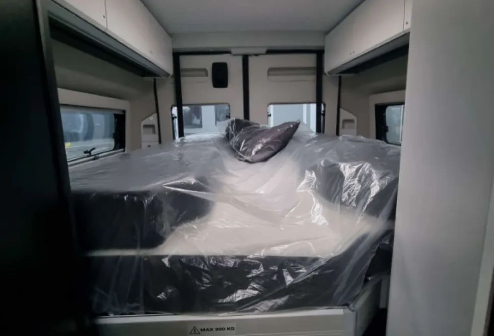 Adria  Twin Supreme 640 SGX 2025