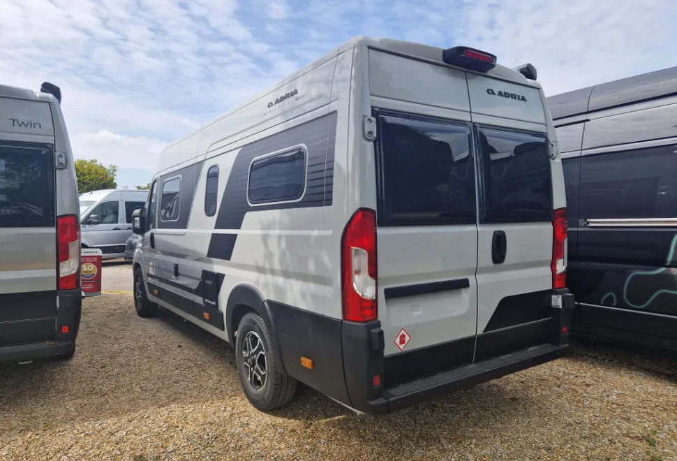 Adria  Twin Supreme 640 SGX 2025
