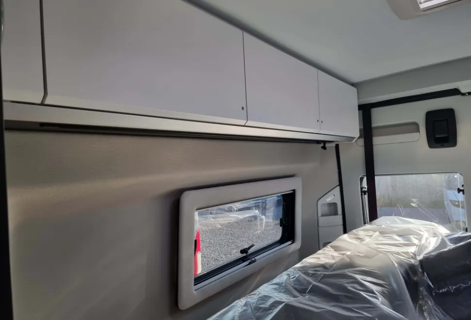 Adria  Twin Supreme 640 SGX 2025