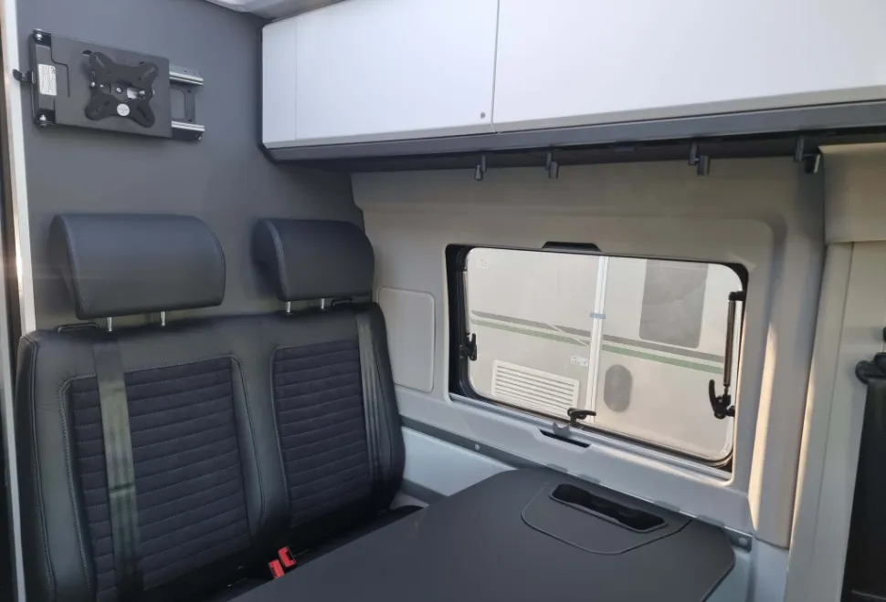 Adria  Twin Supreme 640 SGX 2025