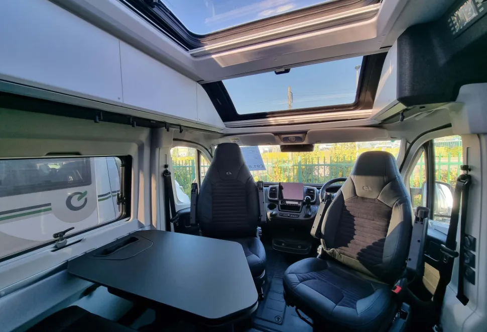 Adria  Twin Supreme 640 SGX 2025